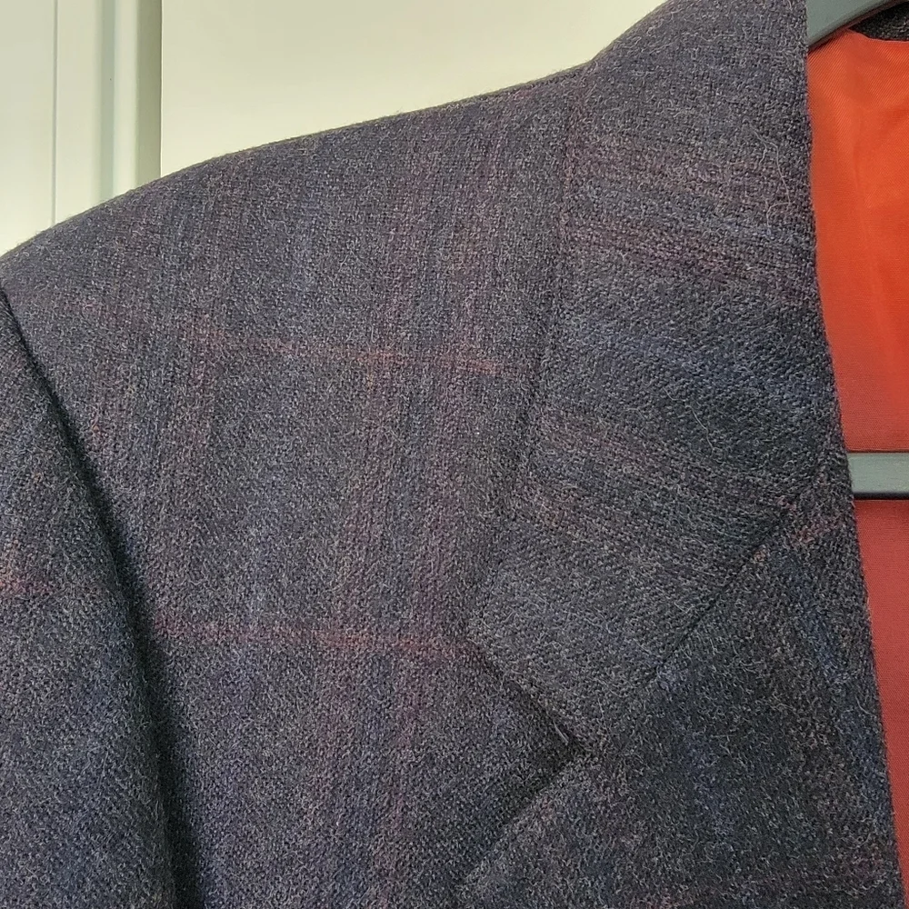 Westmount Club International 100% Wool 2 Button Blazer Jacket Gray Red Size 44R